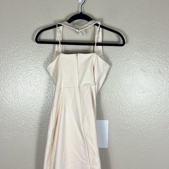 Camila Coelho Halee Maxi Dress in White - Picture 7 of 9